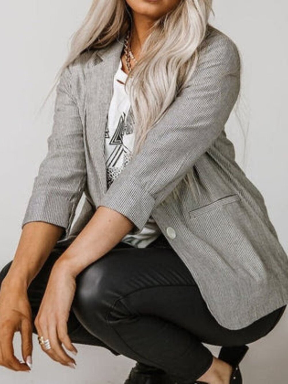 Doe & Rae Striped Blazer Size S Navy Gray 3/4 Sleeve Lightweight Workwear NWT - Picture 1 of 4